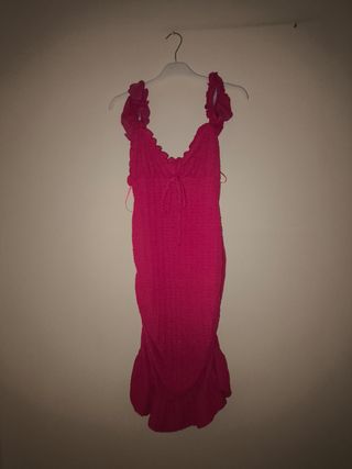 Vestito rosa estivo con rouches