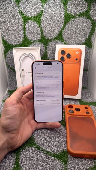 iPhone 17 Pro 256gb Arancione - Batt 100% 20 cicli