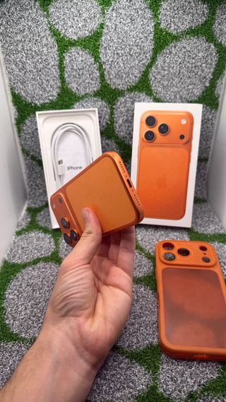 iPhone 17 Pro 256gb Arancione - Batt 100% 20 cicli