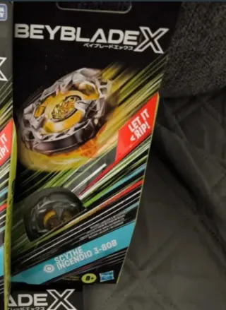 Beyblade X Scythe Incendio 3-80B