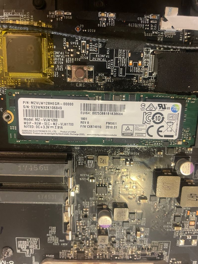 SSD M.2 Samsung 128GB NVMe para portátil