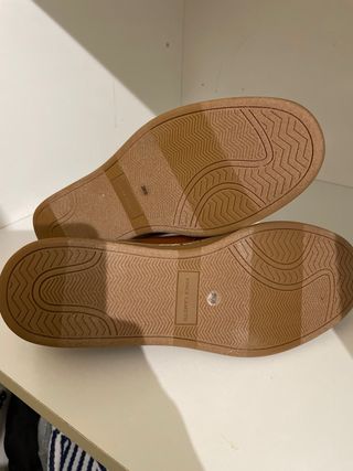 Zapatillas de cuero marrón