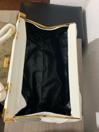 Bolso blanco vintage elegante