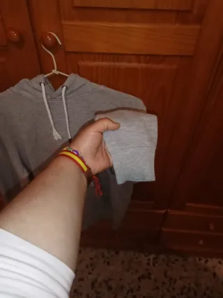 Sudadera gris hombre invierno