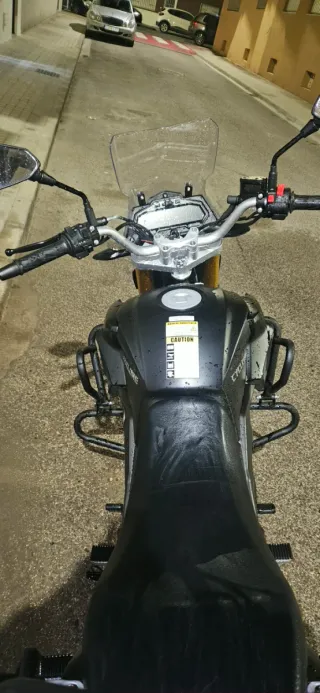 Moto Cyclone RX1 Pro Negra Aventura 2025