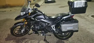 Moto Cyclone RX1 Pro Negra Aventura 2025