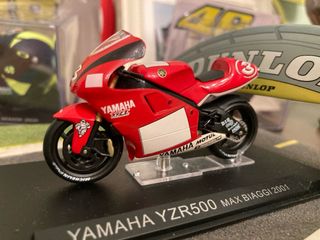 Yamaha YZR 500 Max Biaggi 2001