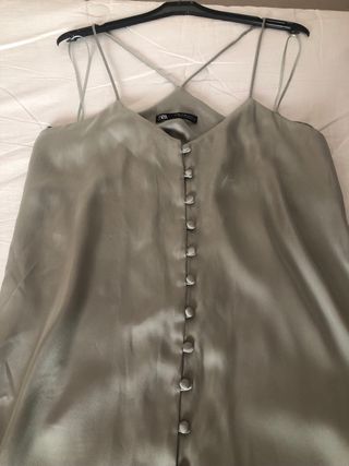 Vestido largo Zara verde satinado