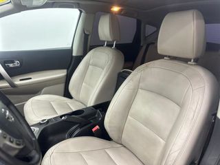 Nissan Qashqai 2.0 dCi TEKNA PREMIUM 4x4 A/T 17"