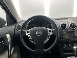Nissan Qashqai 2.0 dCi TEKNA PREMIUM 4x4 A/T 17"