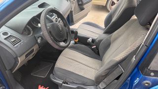 Renault Megane 2004