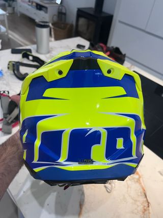 Casco motocross enfuro Airoh aviator 3 carbono