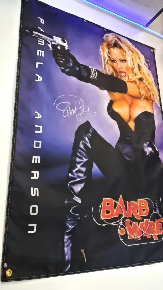 Bandera XXL Pamela Anderson Barb Wire poster flag