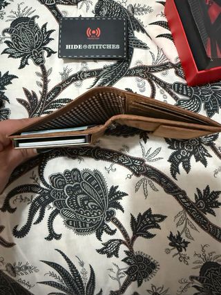 Billetera de cuero con tarjetero