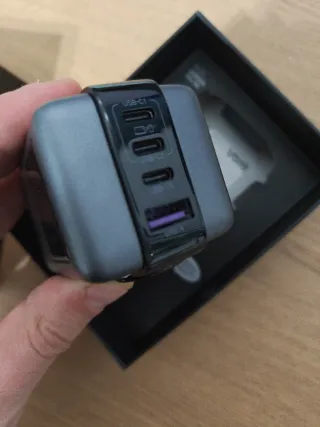 Cargador UGREEN Uno RG 100W Robot