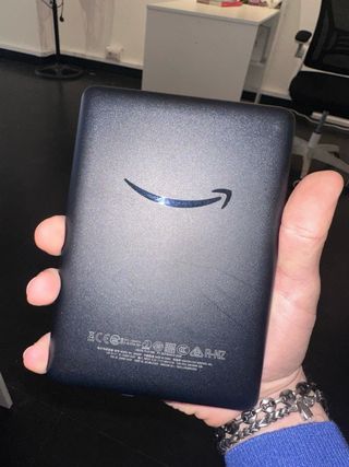 Kindle 10 Nero con custodia