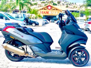 Peugeot Metropolis 400i Negra/Gris