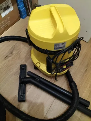 Aspirador Karcher WD 2