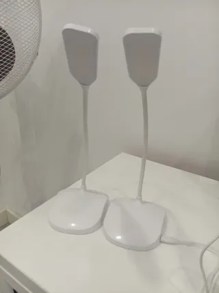 Lámpara de escritorio LED moderna