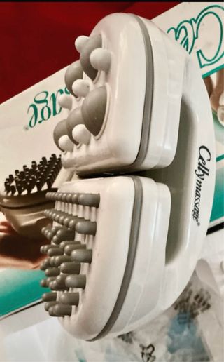 Celly, Cellulite, massaggio gambe cosce, relax