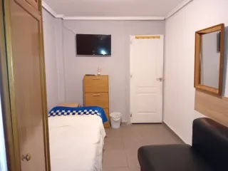 Se alquila habitación en puerto de sagunto