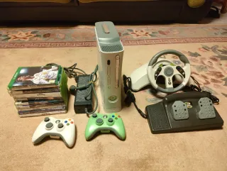 Xbox 360 con Volante, Mandos y Juegos