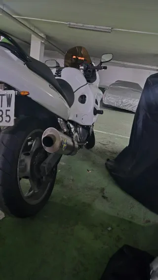 Suzuki GSXF 1998 600cc