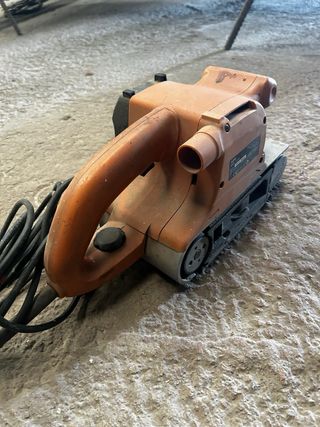 Lijadora de banda AEG 1100W