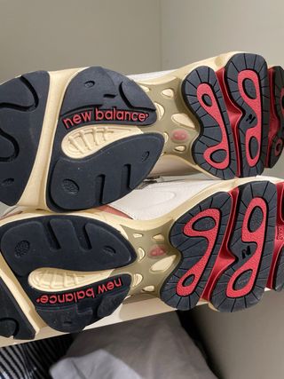 New Balance 1000Rojo Blanco