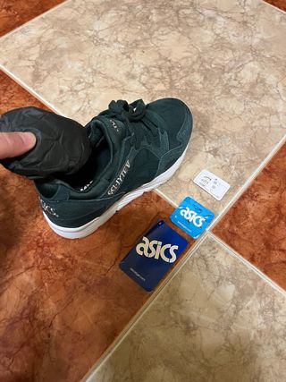 Asics Gel-Lyte V Talla 36 Verde Botella