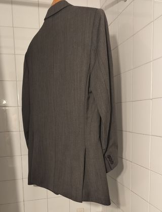 Traje de hombre gris