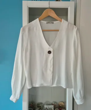 Blusa blanca Pull&Bear