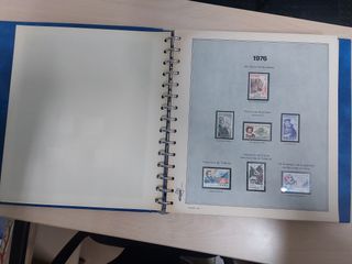 Album di francobolli spagnoli dal 1976 al 1980