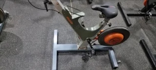 Bicicleta Spinning Keiser