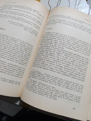 Libro "Le letture degli italiani", anni 80.