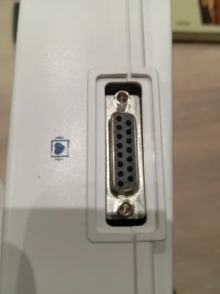 Cardioline AR1200view Electrocardiografo