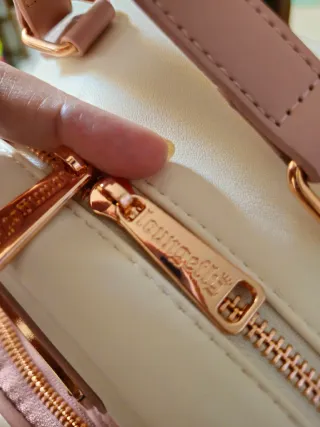 Mochila Loungefly Bella y Bestia