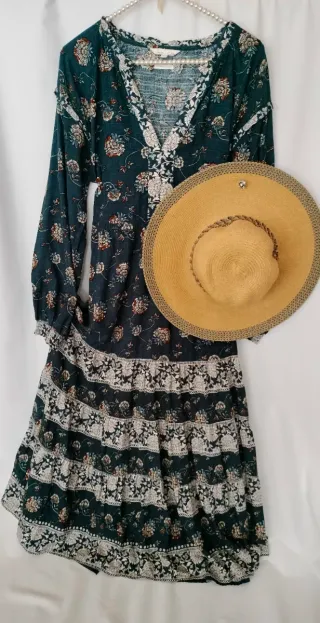 Vestido midi estampado floral azul marino