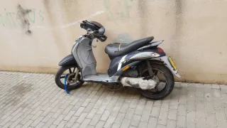 Piaggio Liberty 49cc Scooter de 49cc