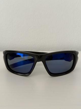 Gafas de sol negras de Oakley Valve 9236