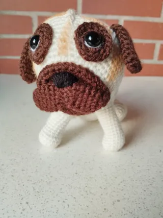 Perro Carlino Amigurumi