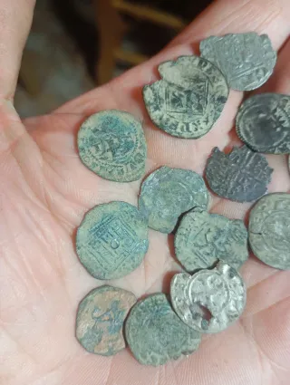 Lotto di antiche monete in vellon