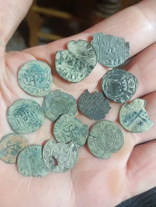 Lotto di antiche monete in vellon