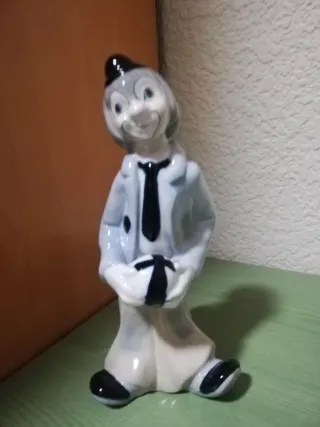 Figura payaso porcelana