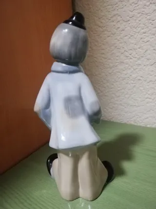 Figura payaso porcelana