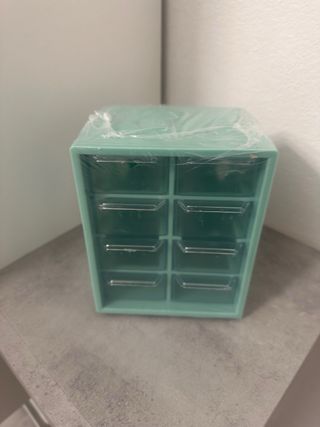 Contenitore portaoggetti con cassetti