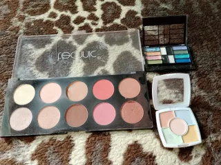 Paleta Maquillaje Sombra y Colorete G