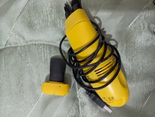 Mini aspirapolvere USB con spazzola