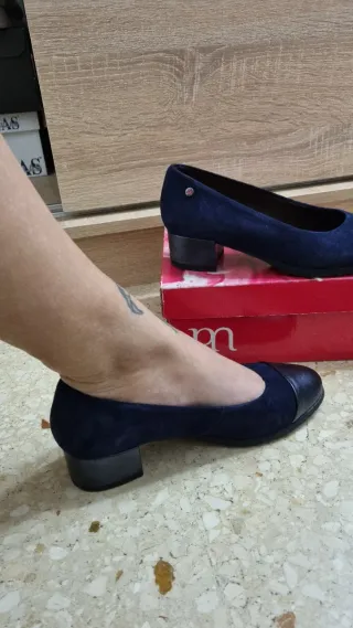 Zapatos tacón bajo azul Talla 38