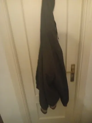 Abrigo Everlast Gris